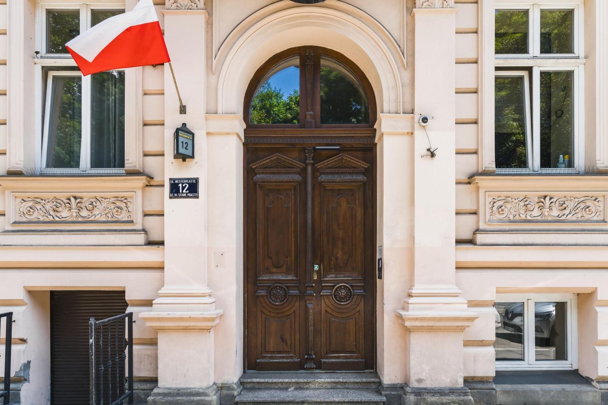 Old Town Luxe Retreat - King Bed - Steps To Main Square Apartment Krakau